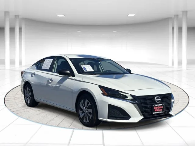 SEMINUEVOS NISSAN Altima a Estados en autogozo