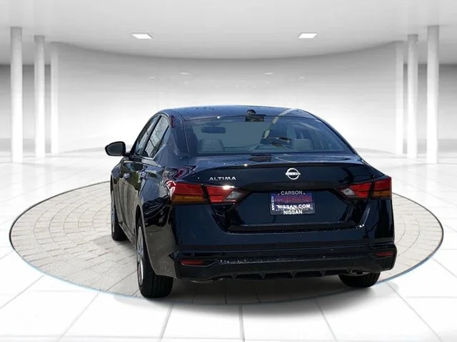 SEMINUEVOS NISSAN Altima a Estados en autogozo