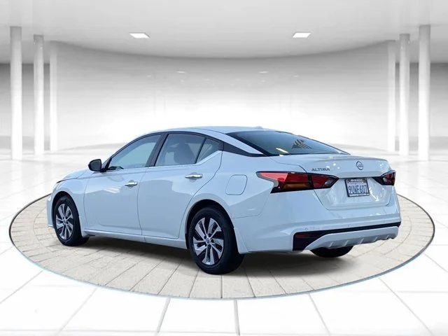SEMINUEVOS NISSAN Altima a Estados en autogozo