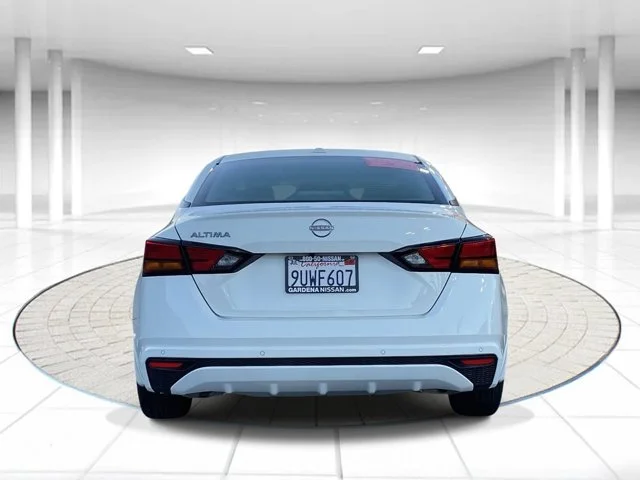 SEMINUEVOS NISSAN Altima a Estados en autogozo
