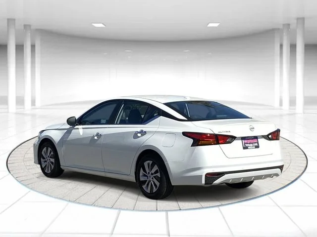 SEMINUEVOS NISSAN Altima a Estados en autogozo