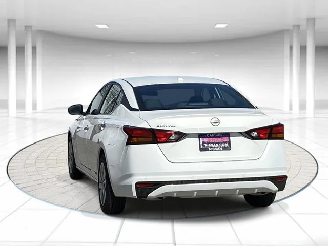 SEMINUEVOS NISSAN Altima a Estados en autogozo