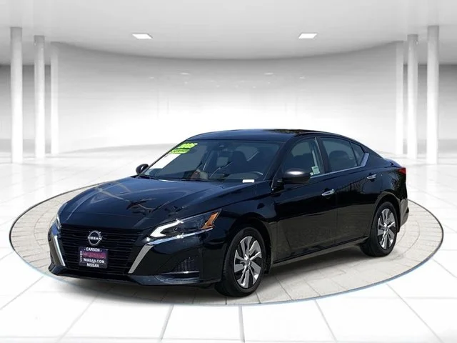SEMINUEVOS NISSAN Altima a Estados en autogozo