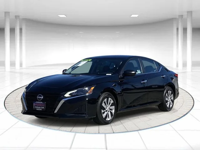 SEMINUEVOS NISSAN Altima a Estados en autogozo