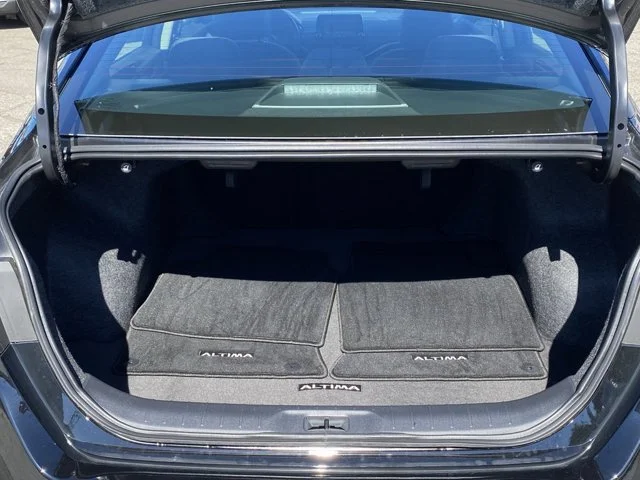 SEMINUEVOS NISSAN Altima a Estados en autogozo