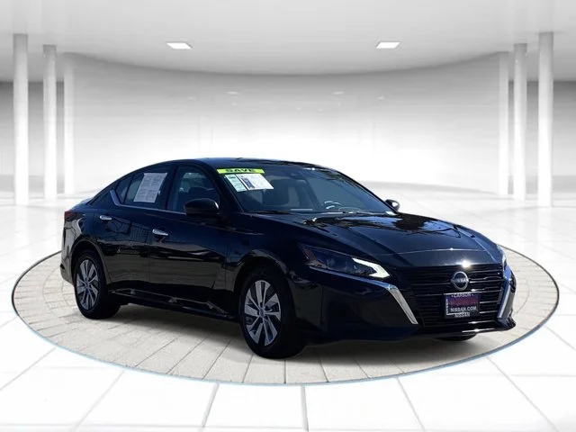 SEMINUEVOS NISSAN Altima a Estados en autogozo