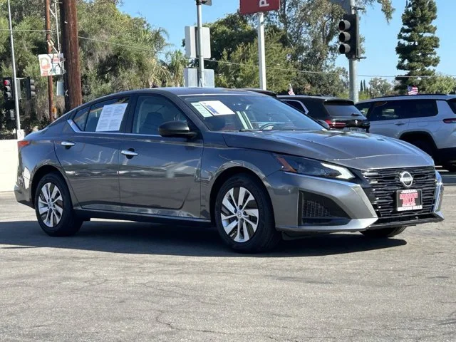 SEMINUEVOS NISSAN Altima a Estados en autogozo