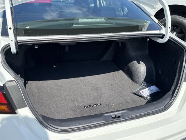 SEMINUEVOS NISSAN Altima a Estados en autogozo