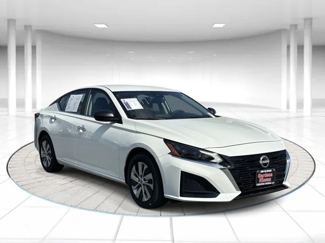 SEMINUEVOS NISSAN Altima a Estados en autogozo