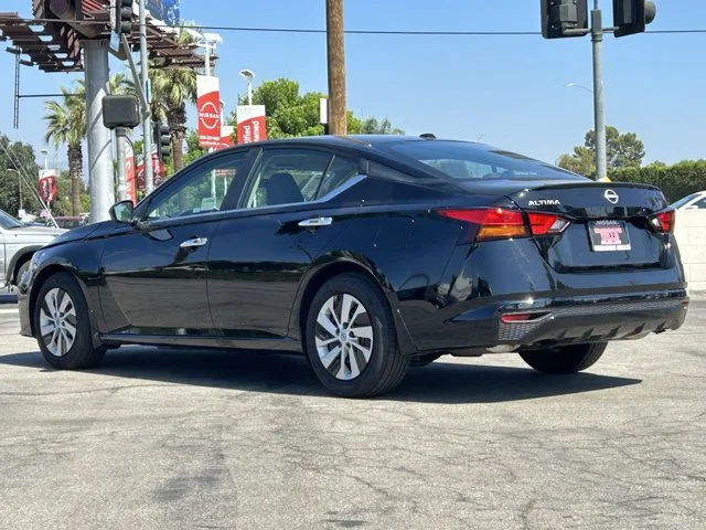 SEMINUEVOS NISSAN Altima a Estados en autogozo