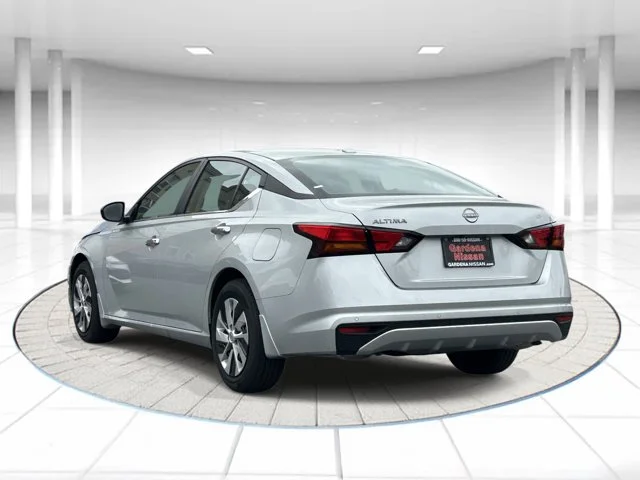 SEMINUEVOS NISSAN Altima a Estados en autogozo