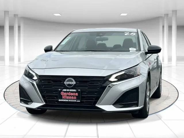 SEMINUEVOS NISSAN Altima a Estados en autogozo