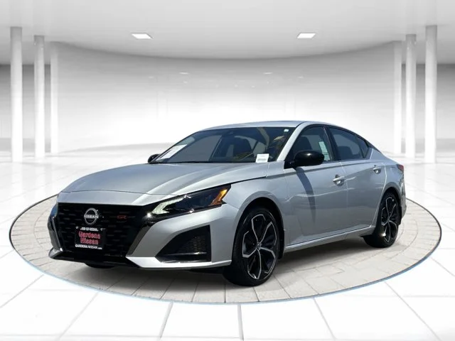 SEMINUEVOS NISSAN Altima a Estados en autogozo