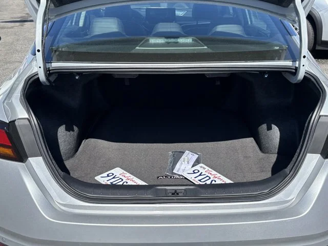SEMINUEVOS NISSAN Altima a Estados en autogozo