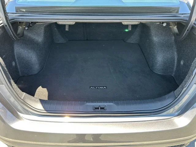 SEMINUEVOS NISSAN Altima a Estados en autogozo