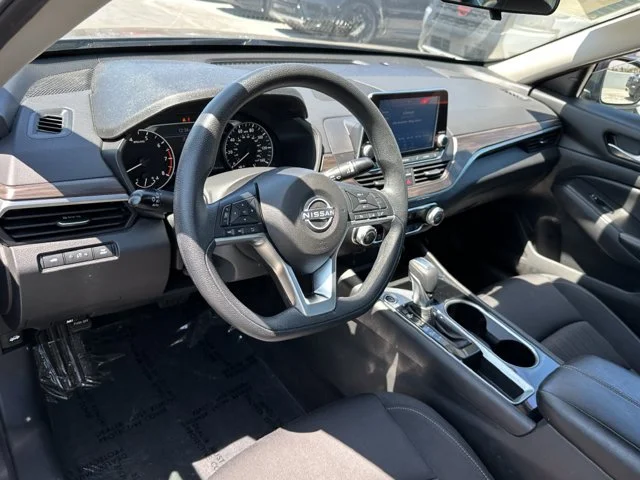 SEMINUEVOS NISSAN Altima a Estados en autogozo
