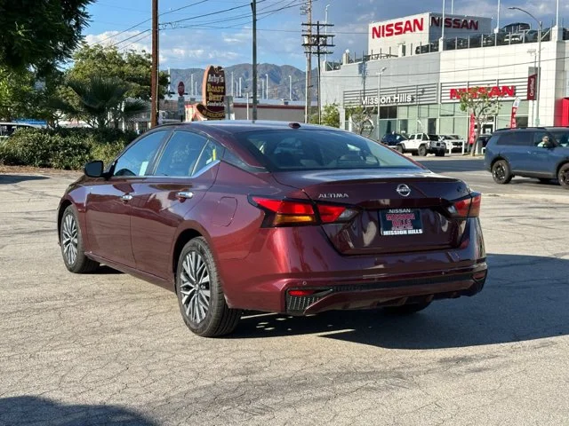 SEMINUEVOS NISSAN Altima a Estados en autogozo