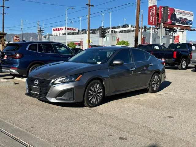 SEMINUEVOS NISSAN Altima a Estados en autogozo