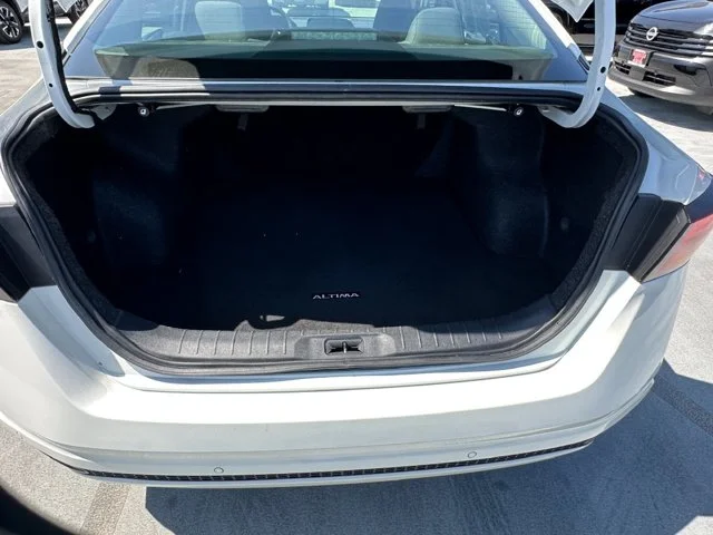 SEMINUEVOS NISSAN Altima a Estados en autogozo