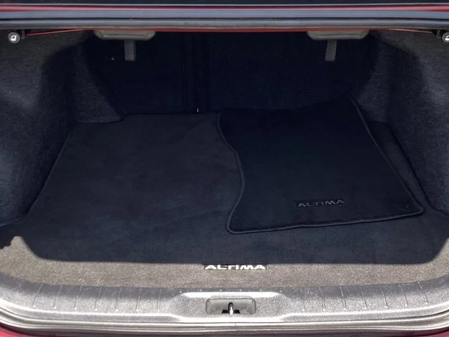 SEMINUEVOS NISSAN Altima a Estados en autogozo