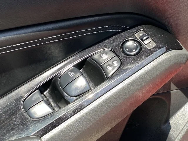 SEMINUEVOS NISSAN Altima a Estados en autogozo