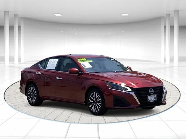 SEMINUEVOS NISSAN Altima a Estados en autogozo