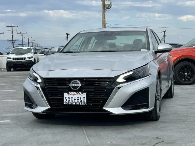 SEMINUEVOS NISSAN Altima a Estados en autogozo