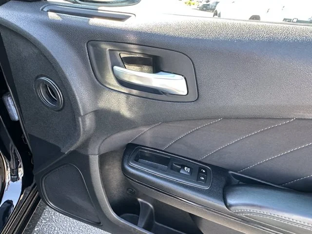 SEMINUEVOS DODGE Charger a Estados en autogozo