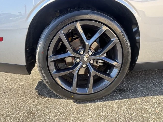 SEMINUEVOS DODGE Challenger a Estados en autogozo