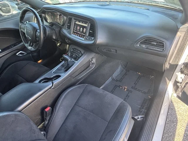 SEMINUEVOS DODGE Challenger a Estados en autogozo