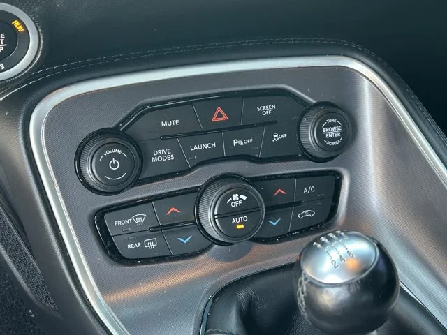 SEMINUEVOS DODGE Challenger a Estados en autogozo