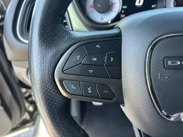 SEMINUEVOS DODGE Challenger a Estados en autogozo