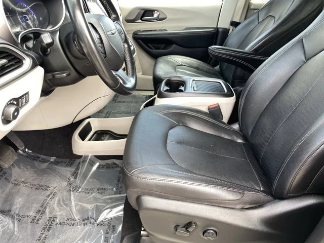 SEMINUEVOS CHRYSLER Pacifica a Estados en autogozo