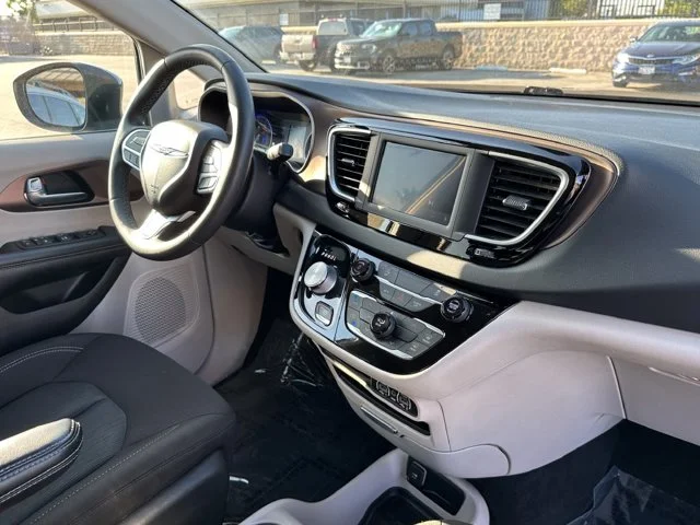 SEMINUEVOS CHRYSLER Voyager a Estados en autogozo