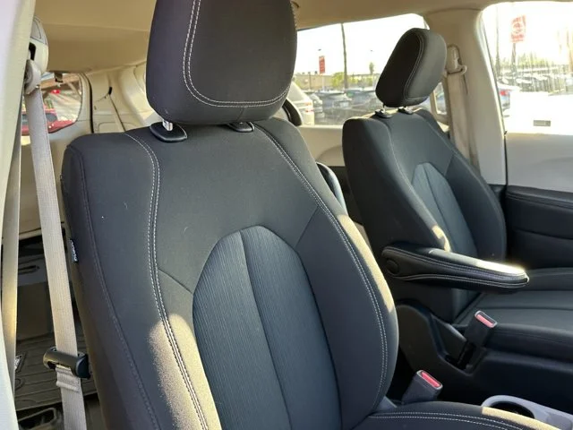 SEMINUEVOS CHRYSLER Voyager a Estados en autogozo