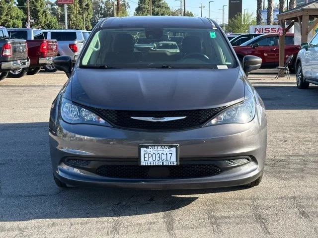 SEMINUEVOS CHRYSLER Voyager a Estados en autogozo