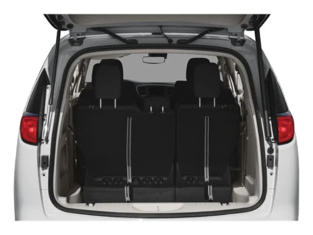 SEMINUEVOS CHRYSLER Voyager a Estados en autogozo