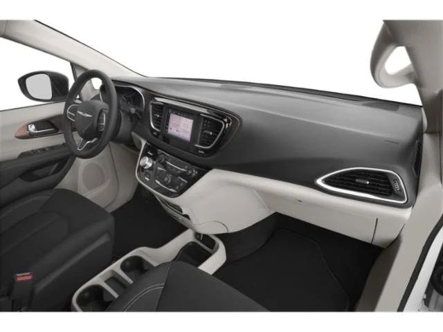 SEMINUEVOS CHRYSLER Voyager a Estados en autogozo