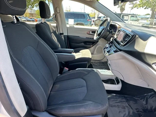 SEMINUEVOS CHRYSLER Voyager a Estados en autogozo