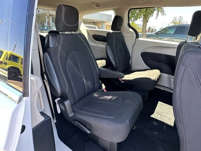 SEMINUEVOS CHRYSLER Voyager a Estados en autogozo