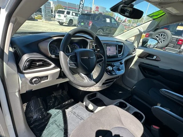 SEMINUEVOS CHRYSLER Voyager a Estados en autogozo
