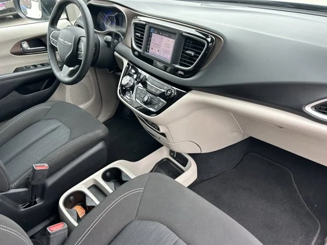 SEMINUEVOS CHRYSLER Voyager a Estados en autogozo