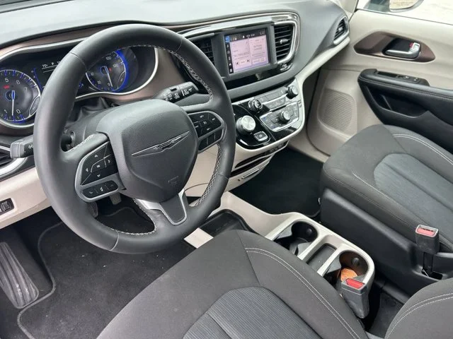 SEMINUEVOS CHRYSLER Voyager a Estados en autogozo