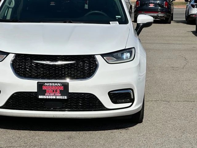 SEMINUEVOS CHRYSLER Pacifica a Estados en autogozo
