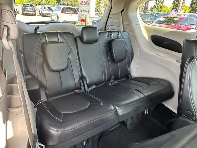 SEMINUEVOS CHRYSLER Pacifica a Estados en autogozo
