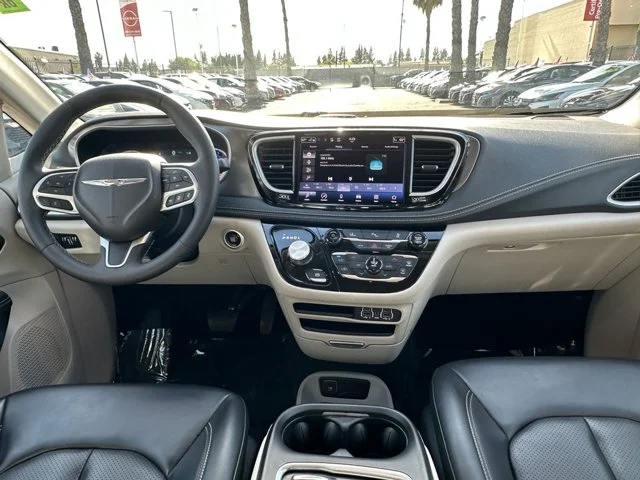 SEMINUEVOS CHRYSLER Pacifica a Estados en autogozo