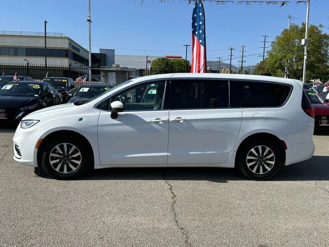 SEMINUEVOS CHRYSLER Pacifica a Estados en autogozo