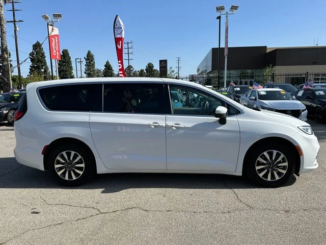 SEMINUEVOS CHRYSLER Pacifica a Estados en autogozo