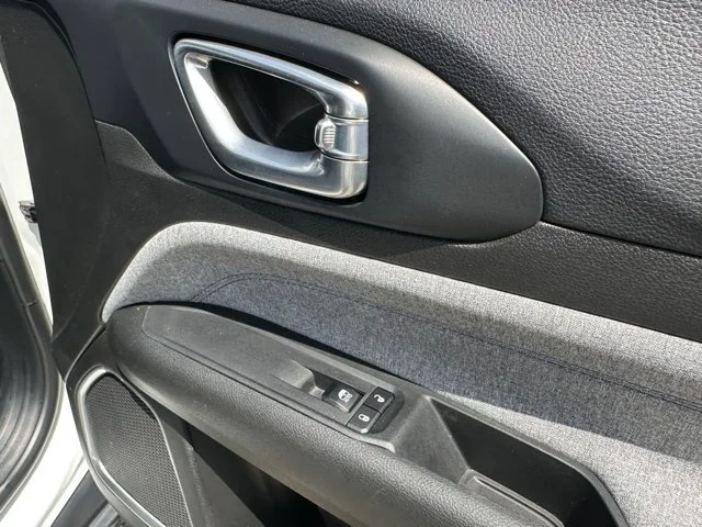 SEMINUEVOS JEEP Compass a Estados en autogozo