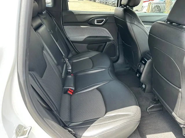 SEMINUEVOS JEEP Compass a Estados en autogozo